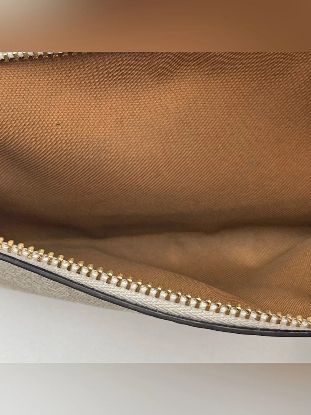 Coach Slim Trifold Wallet In Signature Canvas EUC Logo Designer